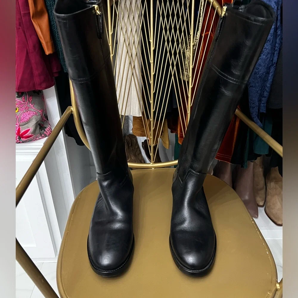Tory Burch sleek black